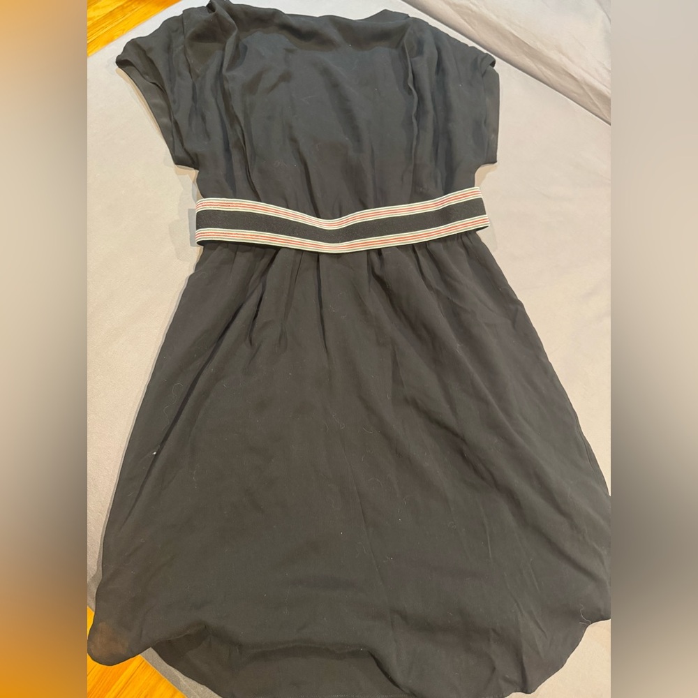 Women’s dress